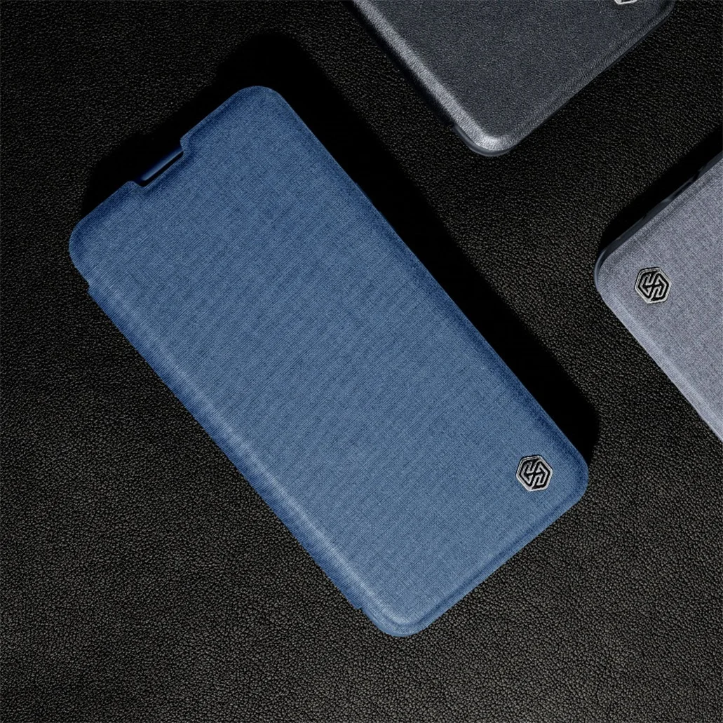 Чехол-книжка Nillkin Qin Pro со шторкой для iPhone 14, 14 Pro, 14 Plus, 14 Pro Max