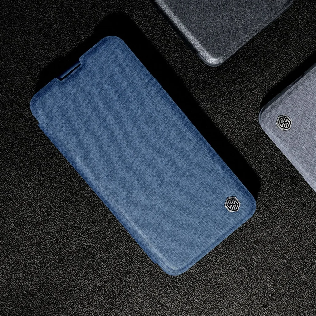Чехол-книжка Nillkin Qin Pro со шторкой для iPhone 15, 15 Plus, 15 Pro,15 Pro Max