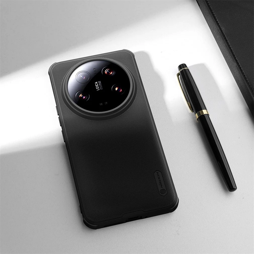 Чехол Nillkin Super Frosted Shield Pro Magnetic для Xiaomi 14 Ultra (MagSafe)