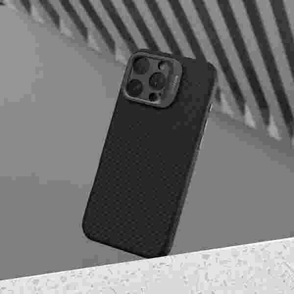 Чехол Nillkin Carboprop Case для iPhone 16 Pro Max (MagSafe) — изображение 6