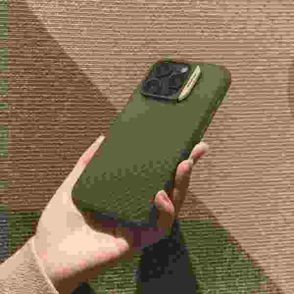 Чехол Nillkin Synthetic Fiber Pro для iPhone 16 Pro Max, iPhone 16 Pro (MagSafe) — изображение 5