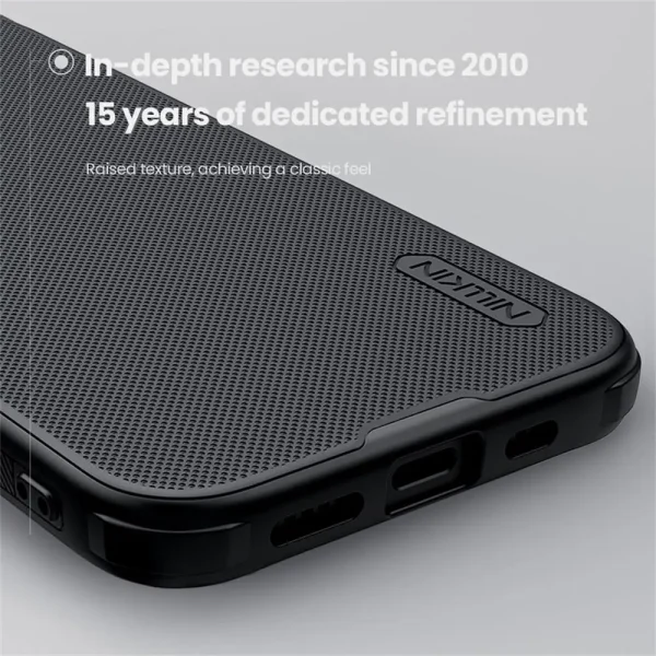 Чехол Nillkin Frosted Shield Pro для iPhone 16e — изображение 2