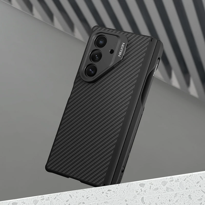 Чехол Nillkin CarboProp для Samsung Galaxy Z Fold 7 (MagSafe) Чехол Nillkin CarboProp для Samsung Galaxy Z Fold 7 (MagSafe)